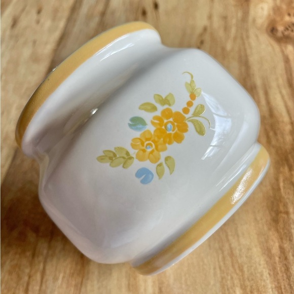 VINTAGE Planter - Picture 4 of 8